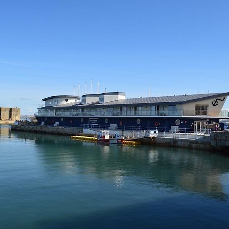 Crabbers' Wharf Aparthotel Portland Exterior photo